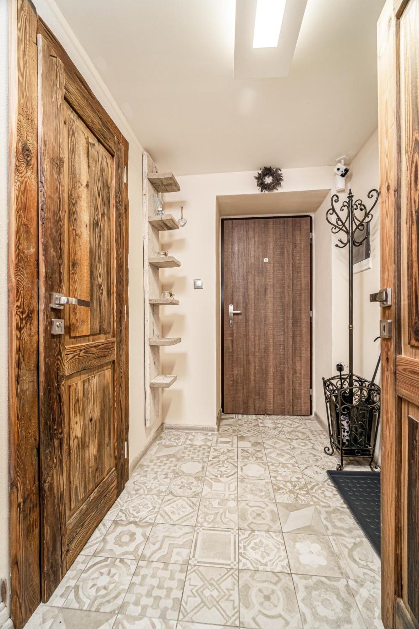 Luxurious And Royal Apartment In The Old Town Bratislava Exterior photo